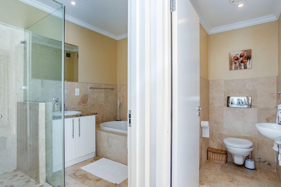 3 Bedroom Property for Sale in Pearl Valley at Val de Vie Western Cape